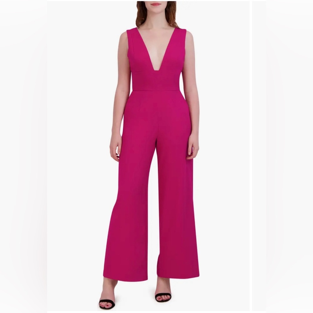 Julia Jordan, Pink plunge neckline jumpsuit, wide-leg silhouette, Size 12